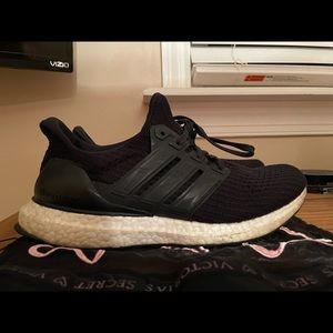 ULTRABOOST 4.0 DNA SHOES